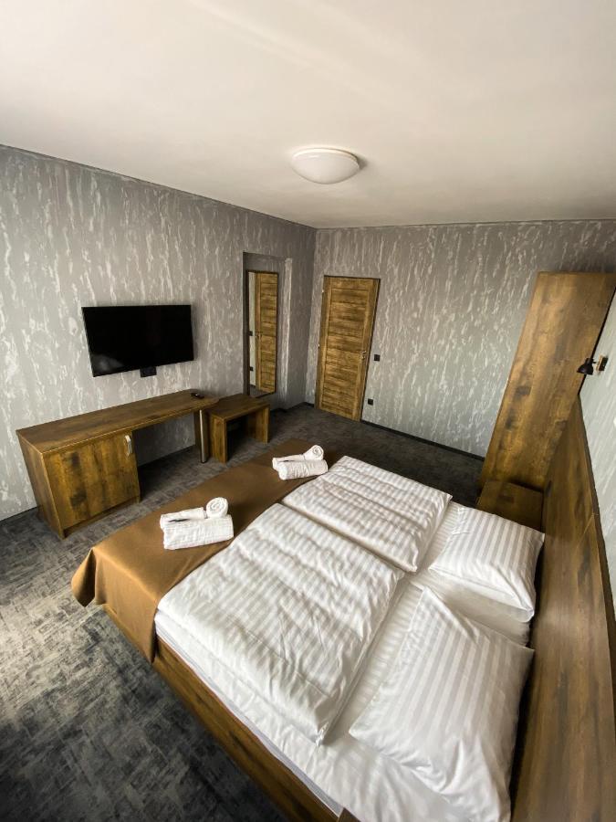Hotel Petra Káposztafalva Kültér fotó