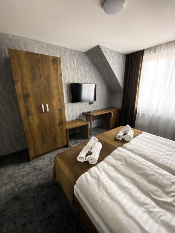 Hotel Petra Káposztafalva Kültér fotó