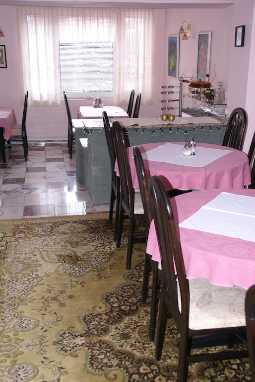 Hotel Petra Káposztafalva Kültér fotó